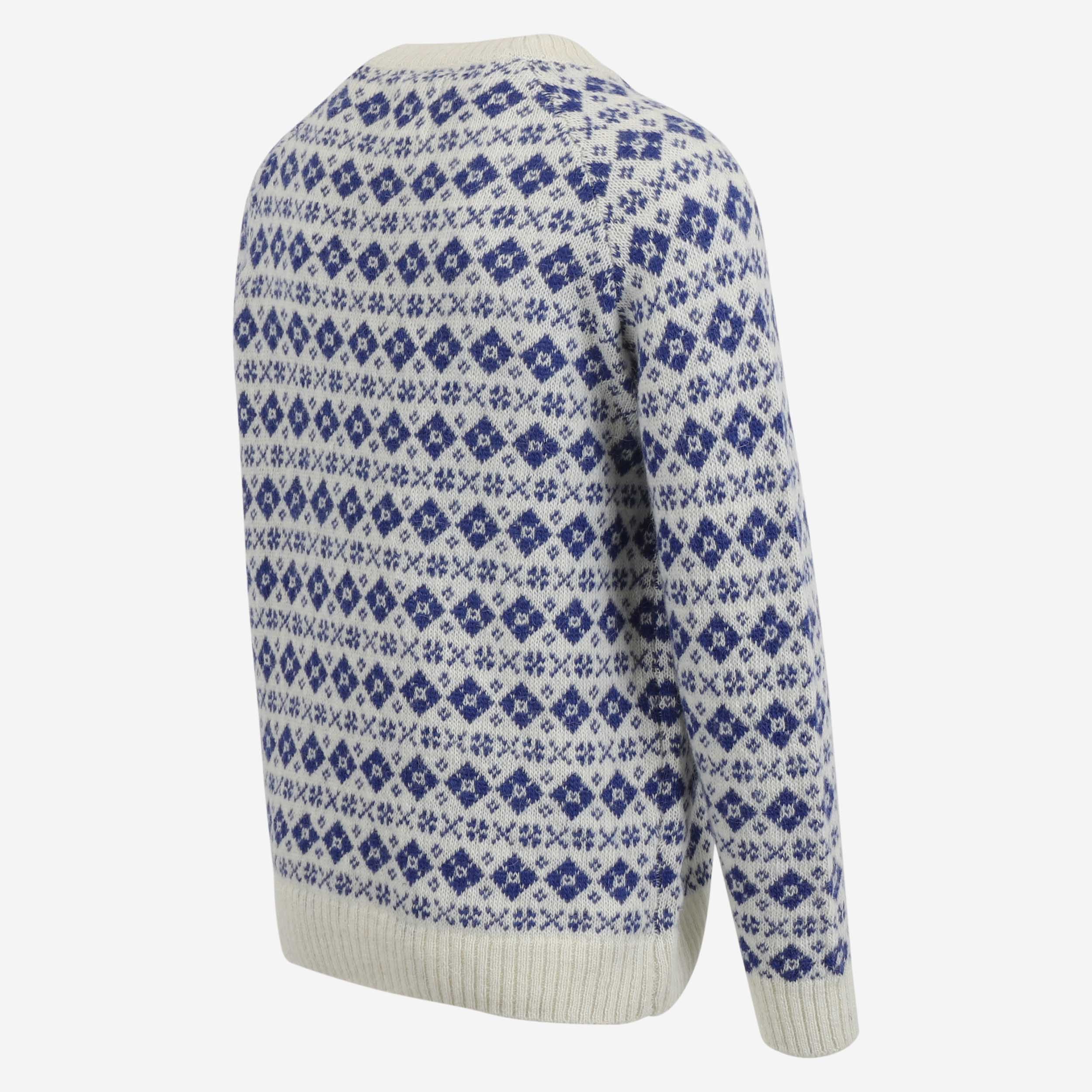 vaglaskogur-wool-sweater-nordic-pattern-faroe-islands_690.jpeg
